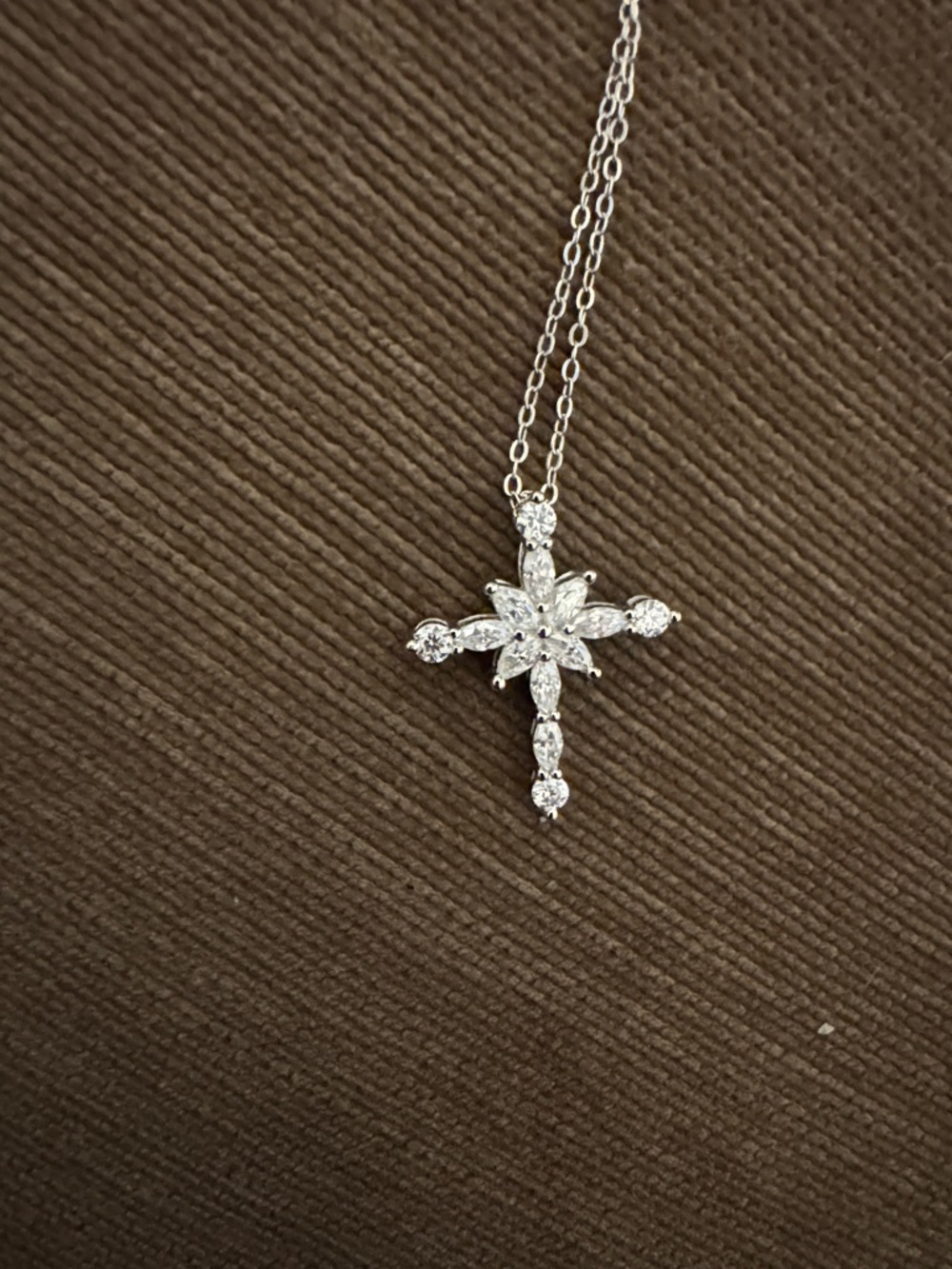 1.02 CT Mossinate S925 Silver Cross Pendant